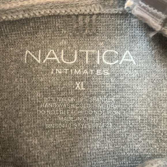 Cute sailer looking top adjustable with padding - Picture 4 of 4